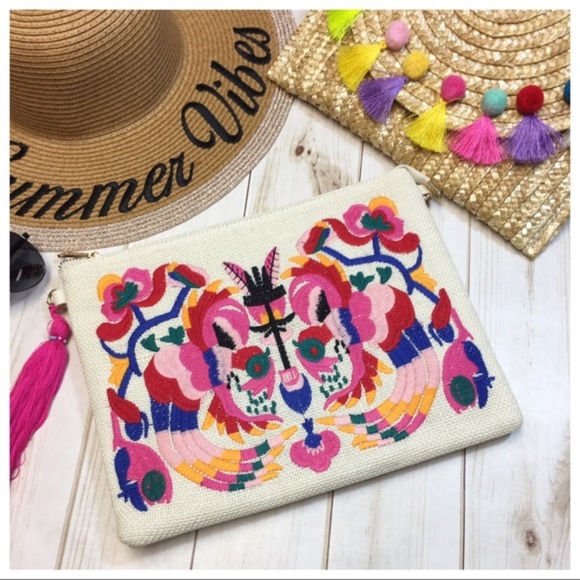 Infinity Raine Handbags - LAST ONE! Gorgeous Embroidered Clutch